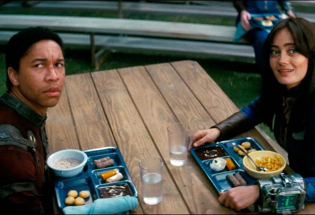 Момент из 6 серии 1 сезона сериала Фоллаут